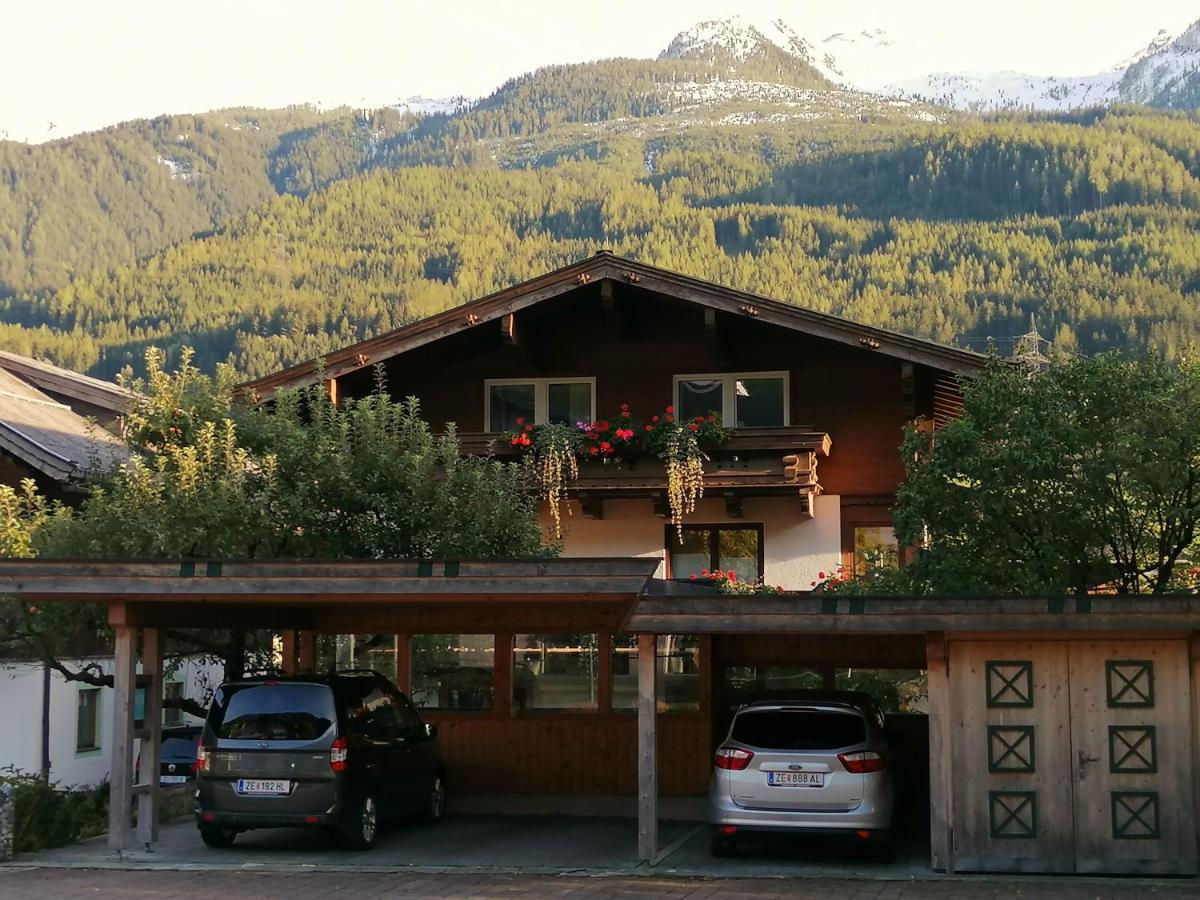 Haus Hofer Apartment Bramberg am Wildkogel Exterior photo