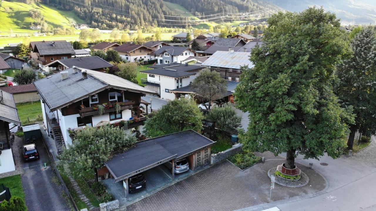 Haus Hofer Apartment Bramberg am Wildkogel Exterior photo